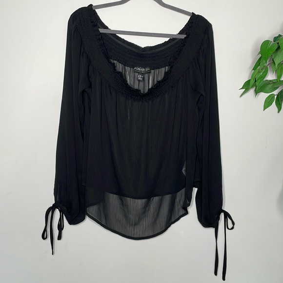 Forever 21 Tops - Forever 21 Plus Long Sleeve Blouse